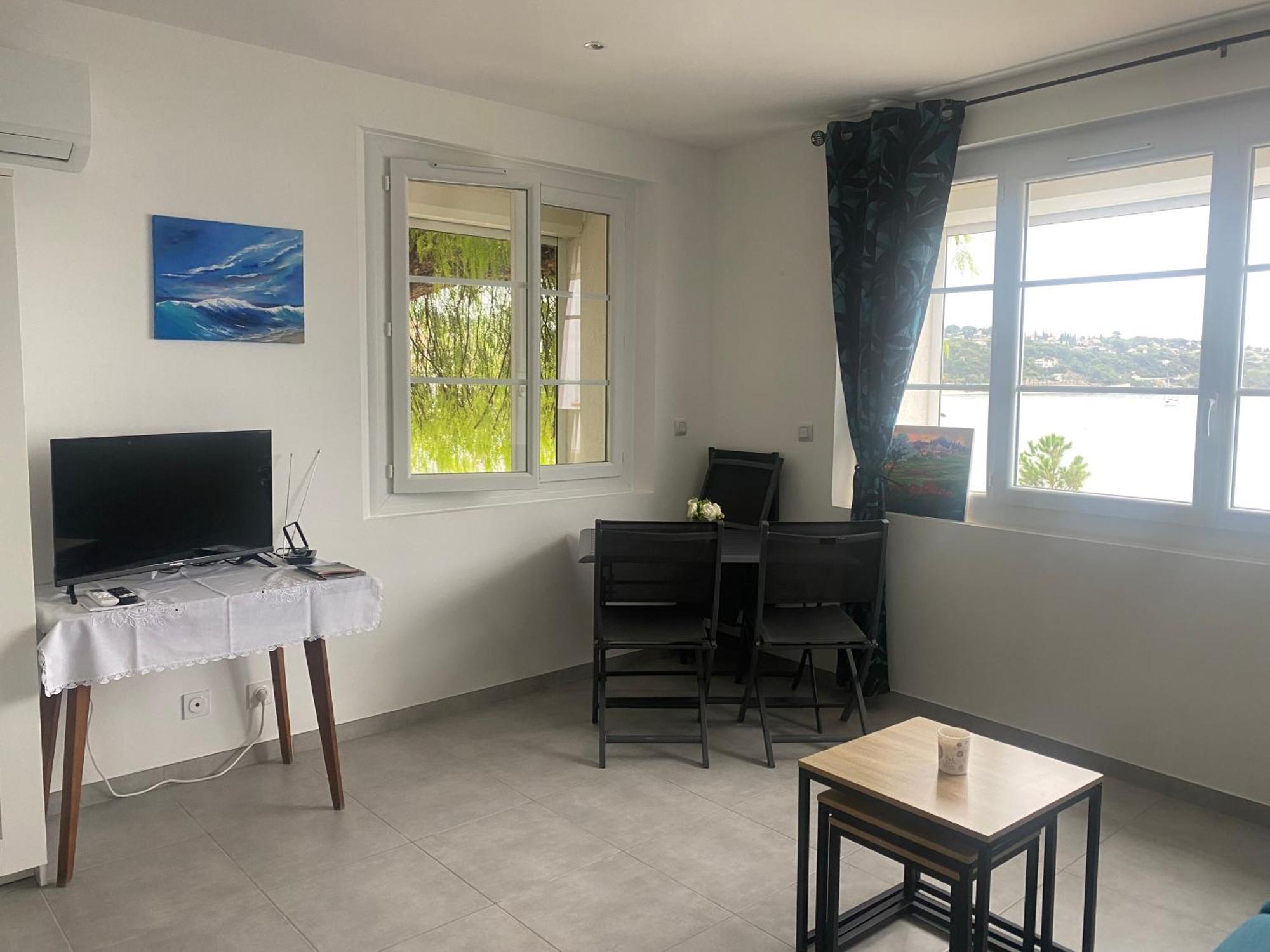 Splendide Studio Miramar Vue Mer Avec Terrasse Bandol Extérieur photo